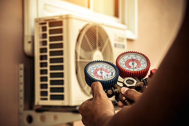 Professional Hvac technician working in Asheboro, NC